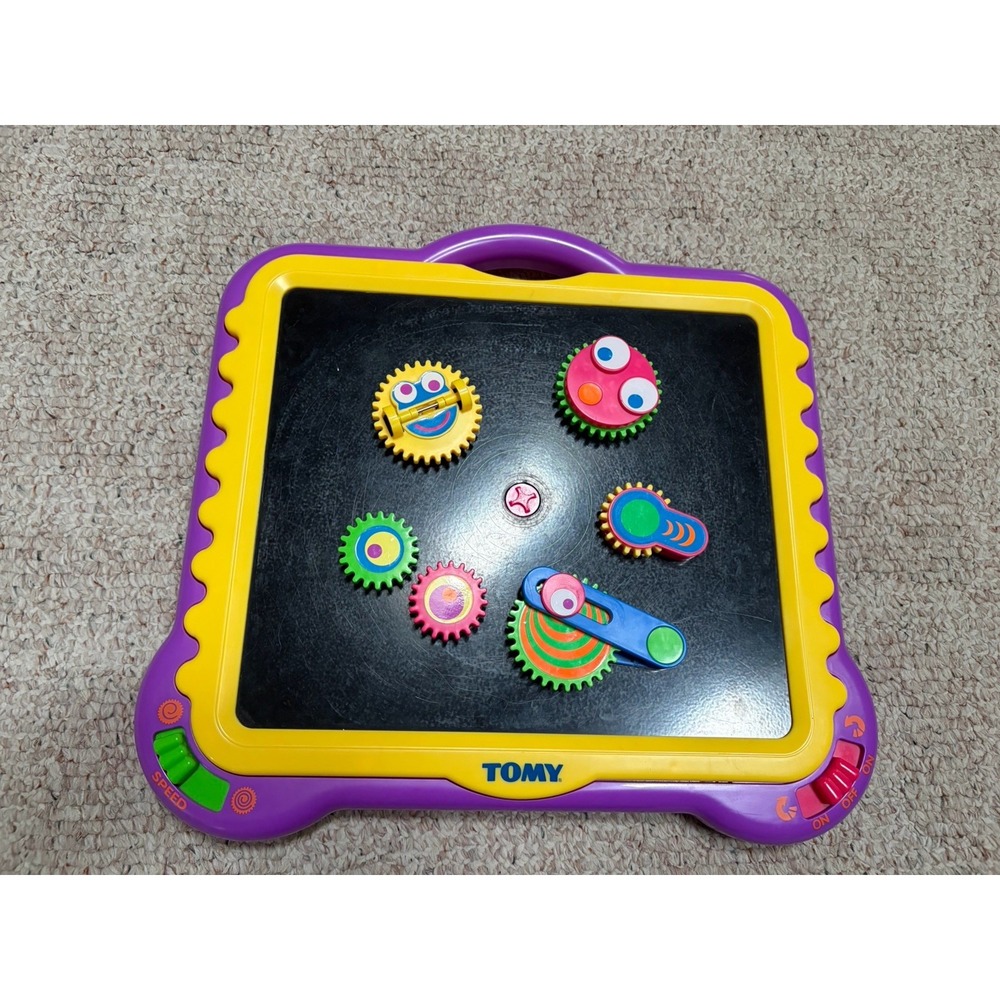 Vintage 1997 Tomy Magnetic Gear Board Toy Colorful Educational Spinning Gears